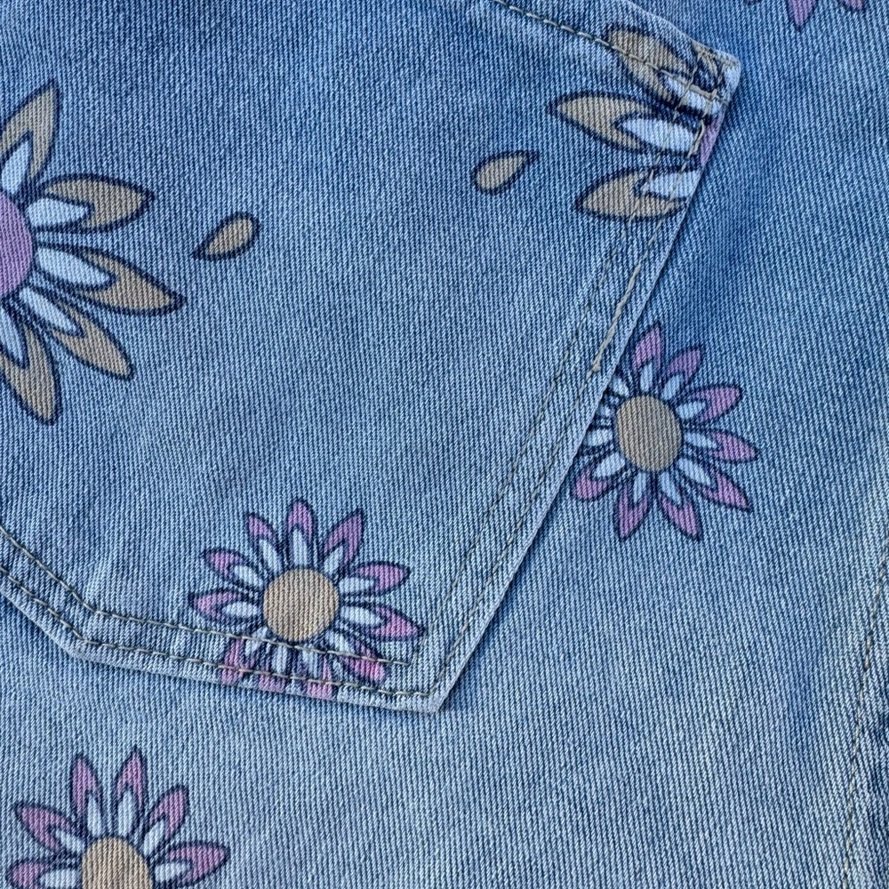 No Boundaries Floral Light Blue Jean Shorts - Picture 4 of 4